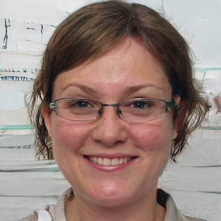 Clara V.